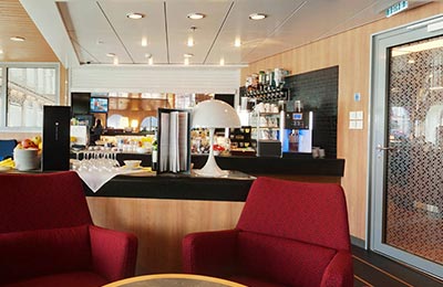 Stena Plus Armchair - Breakfast