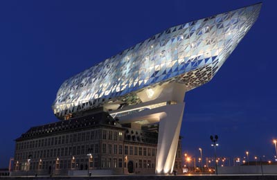 A Casa do Porto em uma Antuérpia revitalizada